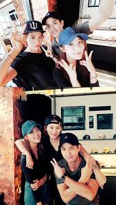 Kim ji suk | 김지석. Yoo In Young Jung Yoo Mi Kim Ji Suk Show Off Tight Friendship Hancinema