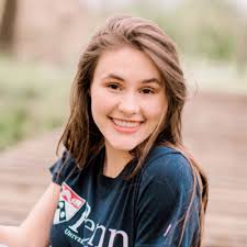 Avery Johnston's Instagram, Twitter & Facebook