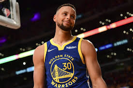 Stephen Curry Makes History, Breaks NBA's All-Time 3-Point Record