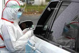 A healthcare worker will come to the vehicle and do the test through the window. Video Centru Drive In De Testare Covid In Bucuresti PreÅ£ul Este 390 De Lei Agerpres ActualizeazÄ Lumea