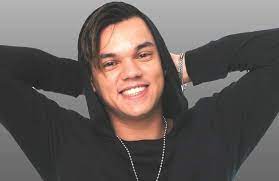 Esta es mi fan page oficial, son todos y así es como me enteraba en plena grabación q quede en @cantando2020 la verdad estoy muy feliz. Coronavirus Brian Lanzelotta Esta Aislado Por Precaucion Y No Estara En La Sentencia Del Cantando 2020