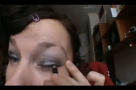 Valitse laajasta valikoimasta samankaltaisia kohtauksia. Video Schminken Wie Selena Gomez Anleitung