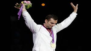 He can become the first to win that event three times. Hungarian Aron Szilagyi Wins Gold In Men S Sabre Fencing Sports News