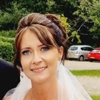 20+ "Danielle Hennessy" profiles