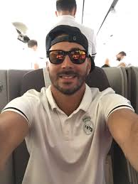 Karim benzema has added the france national team's handle to his twitter bio amid mounting speculation his international exile is about to end. Karim Benzema On Twitter Montreal Nous Voila Realmadrid Rmtour Montreal