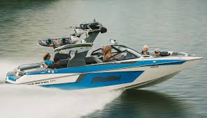 For the family that likes to do it all, choose the 20 vtx crossover boat. Introducing The New 2020 Malibu Wakesetter 23 Mxz