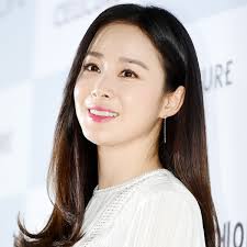 美人韓国女優の代名詞、キム・テヒ！42歳になっても変わらぬ美肌の秘訣とは？ | 韓国ドラマでキュンキュンしよう！ |  mi-mollet（ミモレ） | 明日の私へ、小さな一歩！