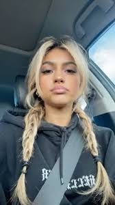 Milly May (eshmilly)