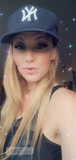 Calgary escort girl : Heather winston dallas escort [O5PE0M5A]