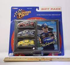 1:64 nascar winners circle denny hamlin # 11 sam bass holiday collection hood. Nascar Set Of Three Nascar Diecast 1 64 Dale Earnhardt Jr Winners Circle Cars Lionelnascar Nascar Diecast Dale Earnhardt Jr Nascar