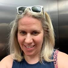 Elise Burgess's Instagram, Twitter & Facebook