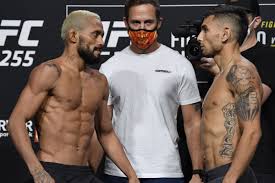 The official ufc instagram brings you fight photos and video from around the world. Full List Of Winners And Stoppages From Ufc 255 Figueiredo Vs Perez Video Draftkings Nation
