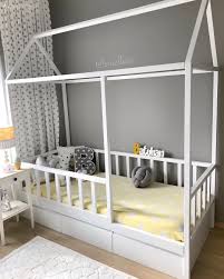 Surekli Degisim Icinde Olan Bu Evdeki Detayciliga Inanmak Cok Guc Ev Gezmesi Bebek Odasi Mobilya Bebek Odasi Duzenleme Bebek Mobilya