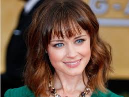 Our coupons for women will allow you to save money on haircuts and styling, as well as services like hair, manicures and pedicures. How Famous People Look With Bangs And Without Them