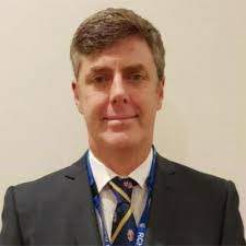 Damien Phillips's Instagram, Twitter & Facebook