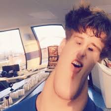 Brandon Crow (@BrandonLee____)