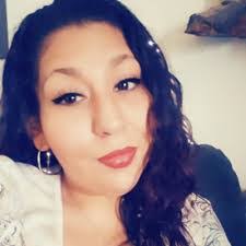 Sarah Pizana's Instagram, Twitter & Facebook