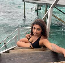 Sonu Srinivas Gowda Bold Look From Her Maldives Vacation - Filmibeat