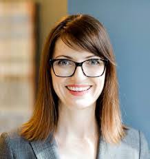 Kara Bolin's Instagram, Twitter & Facebook