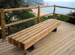 A Very Simple And Sturdy Tramet Bench The Right Thing In The Right Place Schaukel Garten Garten Deko Balkon Deko