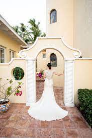 Paradise Island Vow Renewal In Beautiful Bahamas Destination Wedding Inspiration Beautiful Wedding Photos Bahamas Wedding