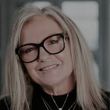 Laura Mangin McDonald (@lauramanginmcdonald) • Facebook