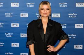 Check spelling or type a new query. Marta Manowska I Jej Stylizacje Na Polu Na Scenie Przed Lustrem Polki Pokochaly Styl Prowadzacej 7 05 2021 R Echo Dnia Podkarpackie