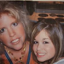 How to treat skin fold infections in English Bulldogs?