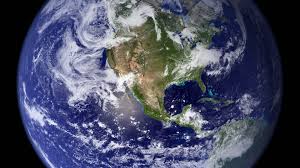 Nun ist es aber nicht so, dass überall auf der erde immer mehr menschen zur welt kommen und sich knapper werdendes trinkwasser und nahrungsmittel teilen müssen. Die Acht Planeten Die Erde Wissen Swr Kindernetz