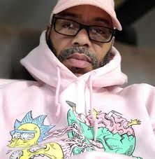 Wiz Khalifa shows off his joint rolling machine that rolls 100 joints at a  time!!! http://www.instagram.com/dirtyglovebastard