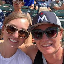 Halle Nanninga and Mitchell Nelsen's Wedding Website