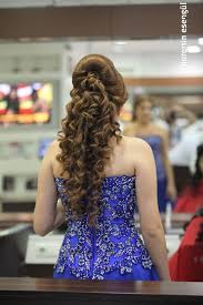 Kuafor Nurettin Esengul Den Topuz Sac Modelleri 2015 Http Www Nurettinesengul Com Topuz Modelleri Hair Styles Long Curly Hair Curly Hair Styles