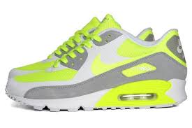 Nike Air Max 90 Premium Volt De Sneaker Freaker Following Up From A Pair Of Stylish Black White And Obsidian Nike Shoes Air Max Nike Air Max Nike Air Max 90
