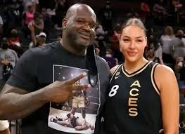 女篮巨头坎贝奇，被认为有打NBA的实力，却选择成为艺人_搜狐网