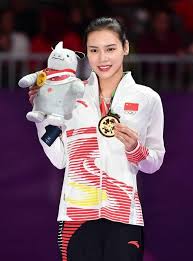 【#劉靈玲只想當英雄不想做女神# 就差一塊奧運金牌了!】#劉靈玲獲蹦床銀牌# 對於27歲的劉靈玲來說，雖然遺憾和奧運#女子蹦床# 冠軍失之交臂，但這位老將為了奧運，忍著傷痛堅持，依舊值得敬佩。 對於這種顏值加持，. 6park Com 25å²è¹¦åºŠå¥³ç¥žå¤ºä¸–ç•Œæ¯é‡'ç‰Œ é•¿ç›¸ç¥žä¼¼é©¬æ€çº¯ çŽ°å'è‚²æˆç†Ÿè…¹è‚Œå¸ç›