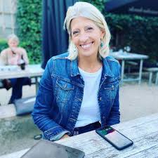 She must have died instantly. Portret Ilse Uyttersprot 53 Een Harde Tante Met Een Zachte Binnenkant Ze Vond Het Vreselijk Dat Het Filmpje Haar Bleef Achtervolgen Moord Op Ilse Uyttersprot Hln Be