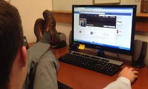 Cyberslacking Can Compromise Workplace Security - Sacs Consulting &  Investigative Services, Inc.