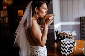 Covid-19 Wedding at Reclaimed Bar| Donna + Ricky