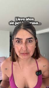 ¿Te suena familiar? La solución no es seguir bajando calorías, créeme que  no es sostenible, la solución es salir del déficit: aumentar  progresivamente, dar al cuerpo energía y tiempo., Porque un ...