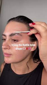 @byelliebeauty 5 ⭐️’s from me!! absolutely incred xxx not an AD i bought  myself!! #byelliebrowshape #byelliebeauty #byelliebrowwax