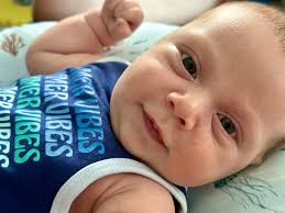 Shout out to upper savemart who went above and beyond in customer service  today. When they saw that I was wearing my baby they personally came and  unloaded my cart