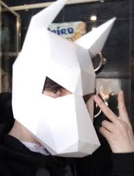 как сделать маску волка из бумаги своими руками видео Maski Iz Bumagi Na Vsyu Golovu Karnavalnye Maski