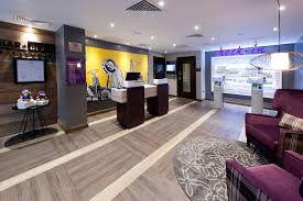 Is drinking a san miguel by carlsberg uk at premier inn london wimbledon south. Premier Inn London Wimbledon Broadway Hotel London Hotels