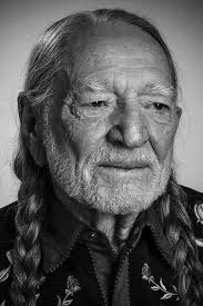 Citazione di Willie Nelson : La morte non è la fine di nulla... Credo che  tutti noi siamo solo energia che diventa materia... Quando quest' ultima se  ne va... L'energia esiste ancora...