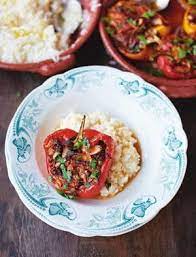 Jamie oliver zeigt immer samstags um 12.30 bei cook clever with jamie super leckere rezepte nachkochen und. Jamie Oliver Gefullte Paprika Risotto Aus Dem Ofen Rezepte Gefullte Paprika Jamie Oliver