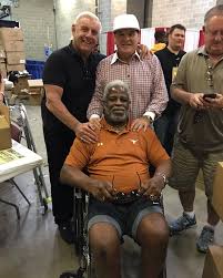 Earl Campbell (@earlcampbellofficial) • Instagram photos and videos