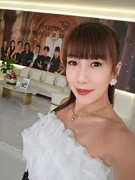 除了每天在家保养皮肤😍定期到美容院做皮肤护理也很重要哦❤️坚持做一个爱美的女人#我是LilyChoo