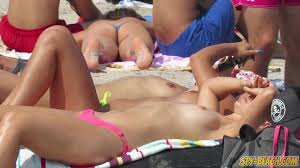 Fledgling Braless Beach Hidden Cam Teenagers - Covert Web Cam Spy Flick -  uiPorn.com