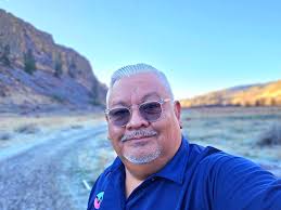 Un trago de tequila cura todo mal, Feliz Miercoles.. cuidense