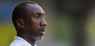 Hasselbaink dimite como entrenador del Burton Albion